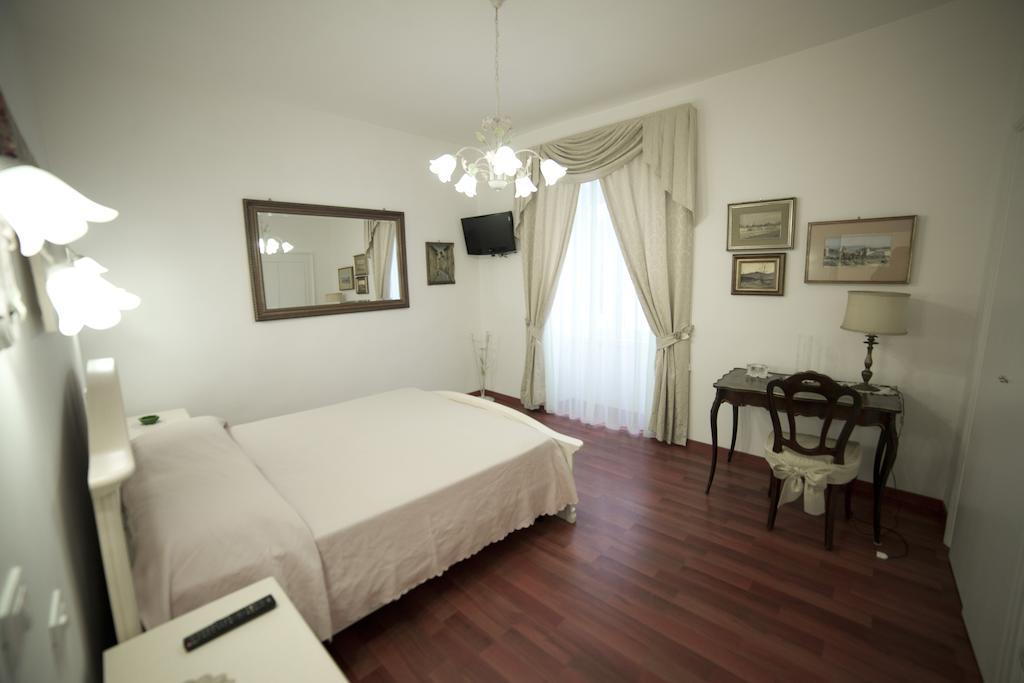 Suite Argentina Ρώμη Δωμάτιο φωτογραφία